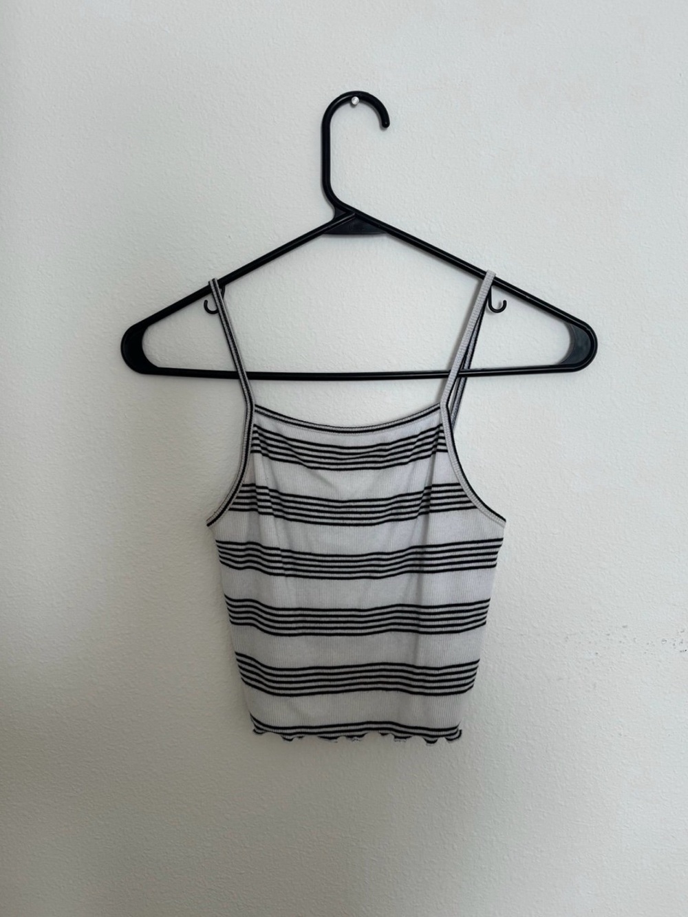 Forever 21 Black & White Striped Ribbed Crop Tank